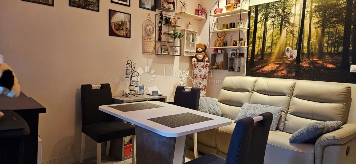 Allogio Centar, Pula, 35m2