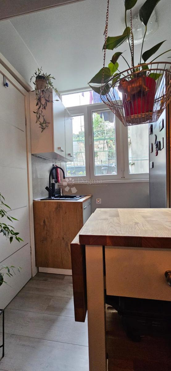 Allogio Centar, Pula, 35m2