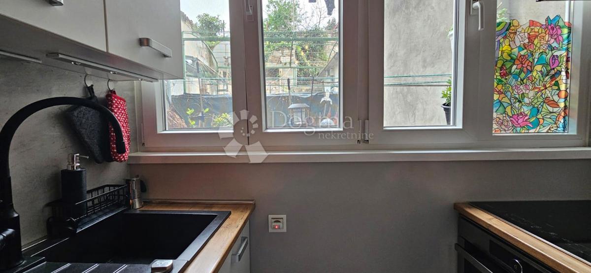 Allogio Centar, Pula, 35m2