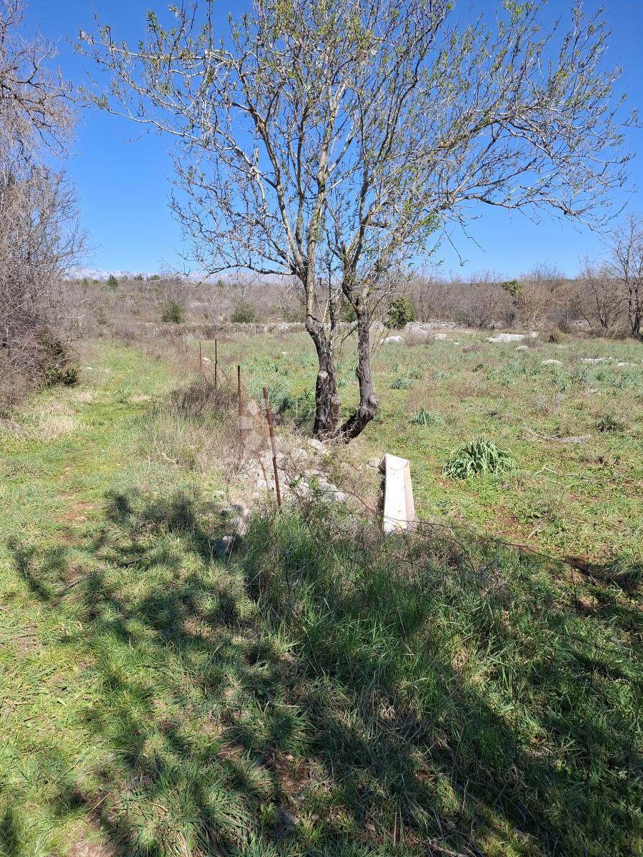 Terreno edificabile Slivnica, Posedarje, 2.000m2