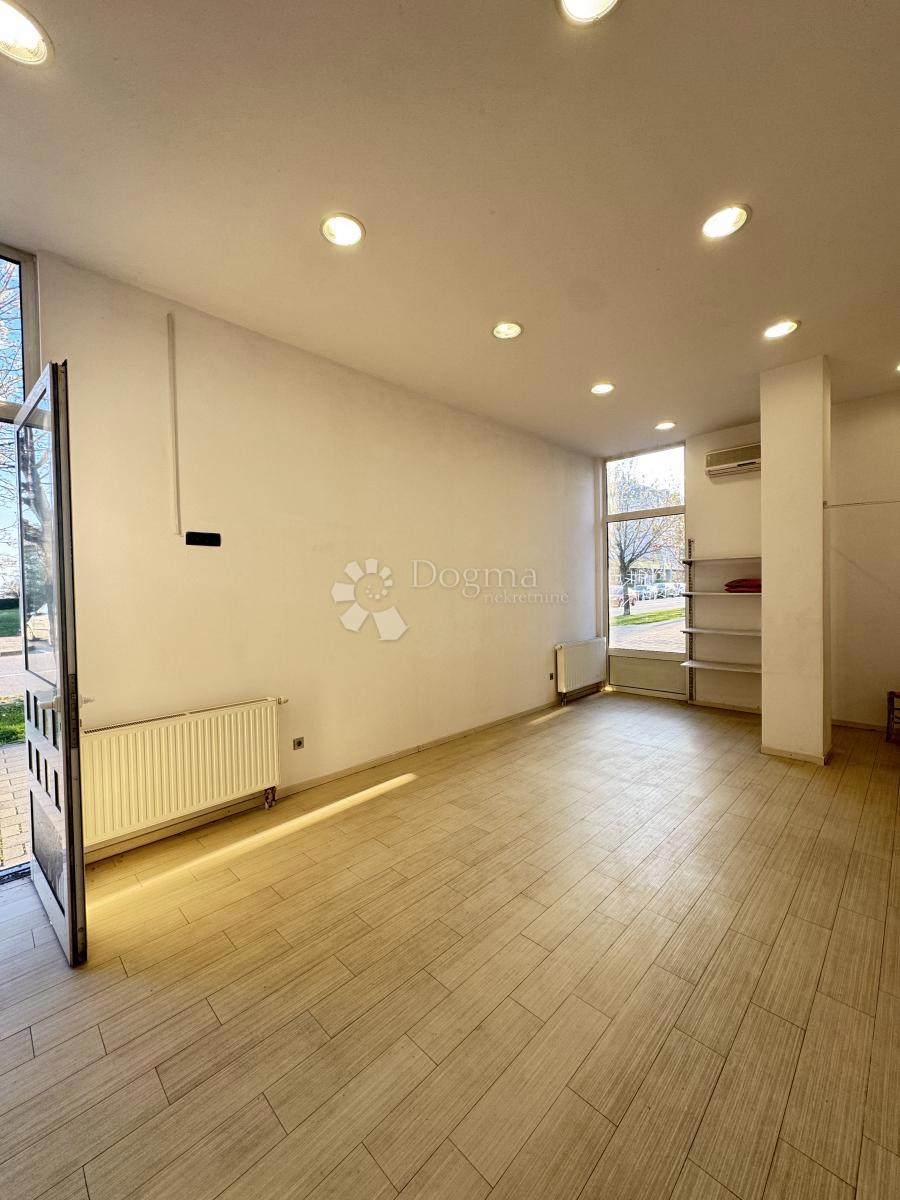 Locale commerciale Sjever, Zaprešić, 36,13m2