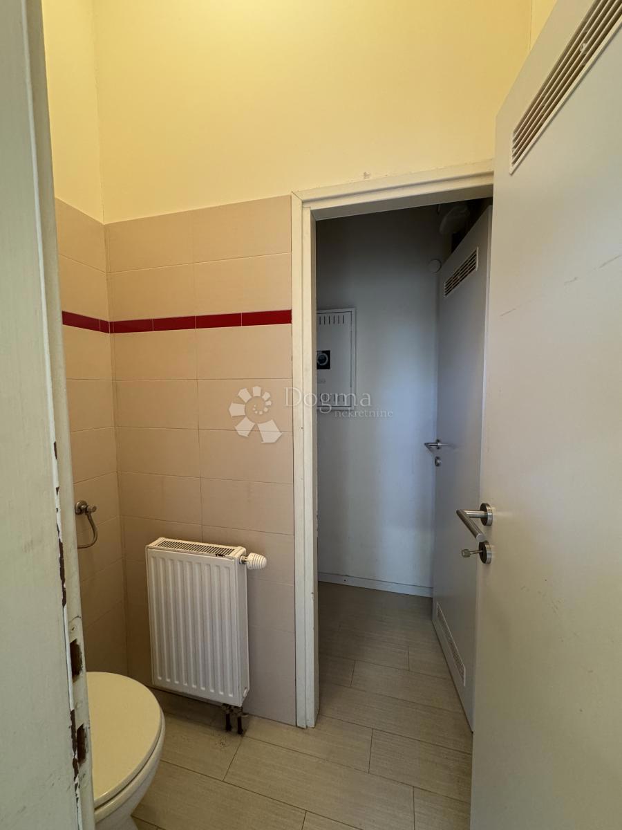 Locale commerciale Sjever, Zaprešić, 36,13m2
