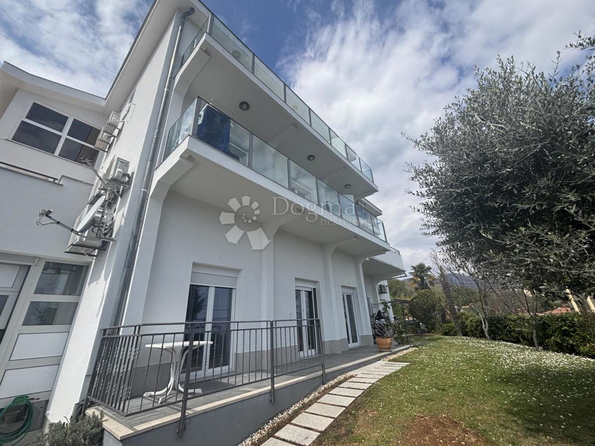 Casa Lovran, 690m2