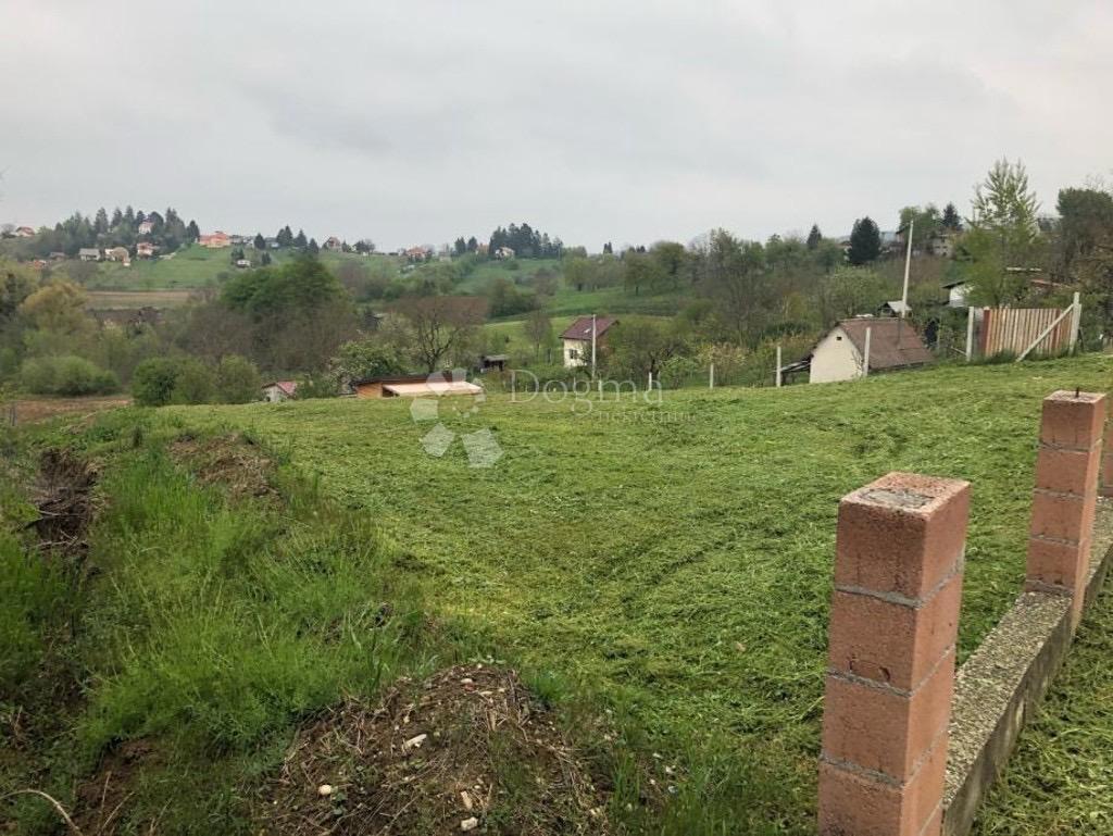 Terreno edificabile Varaždin Breg, Gornji Kneginec, 1.501m2