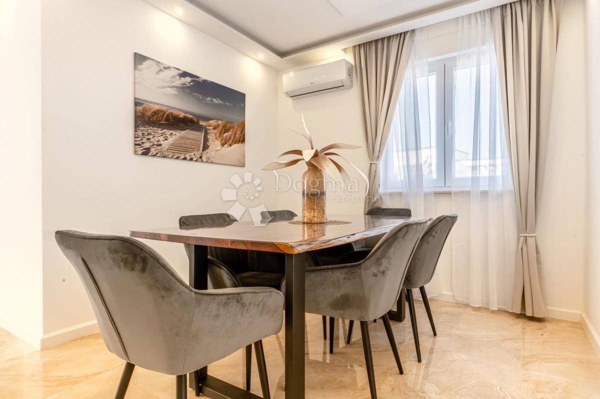 Casa Jadranovo, Crikvenica, 250m2