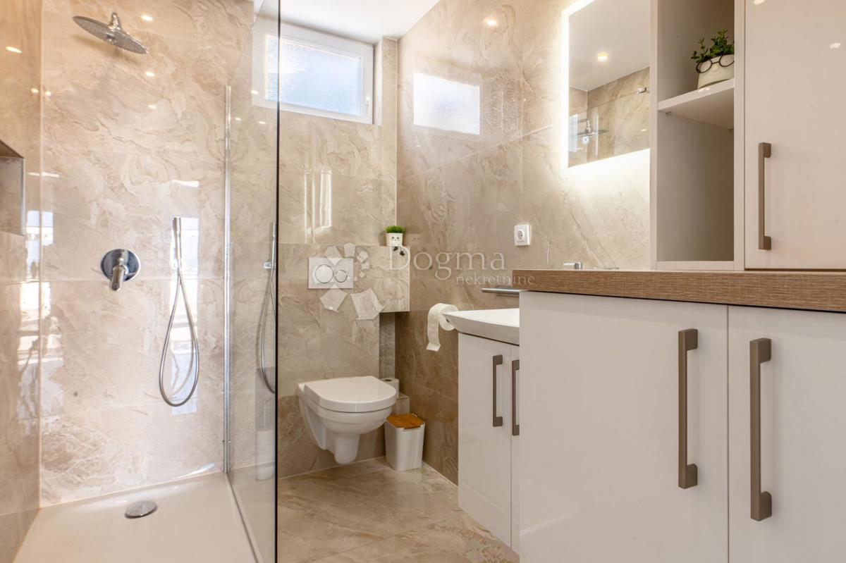 Casa Jadranovo, Crikvenica, 250m2