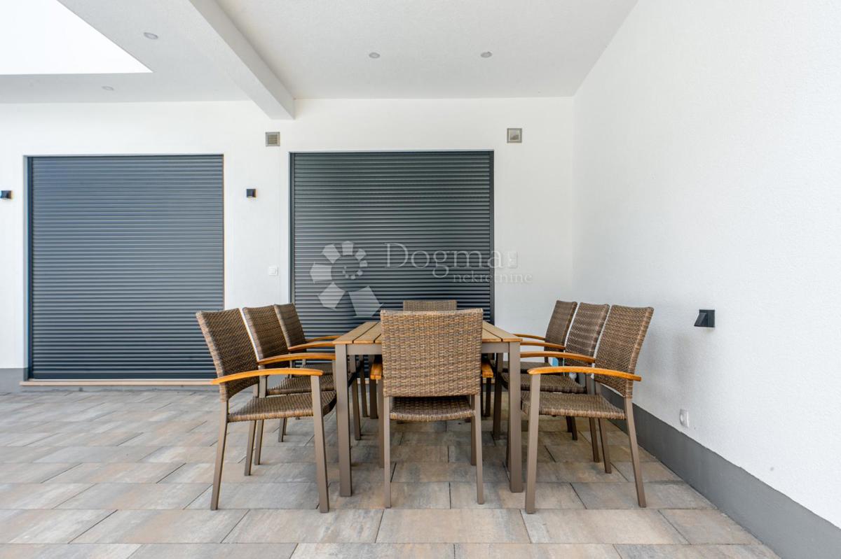 Casa Jadranovo, Crikvenica, 250m2