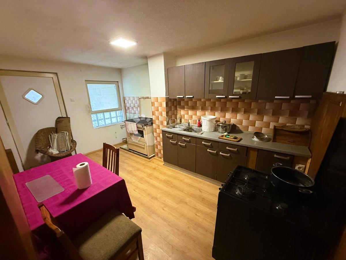 Casa Turčišće, Domašinec, 129m2