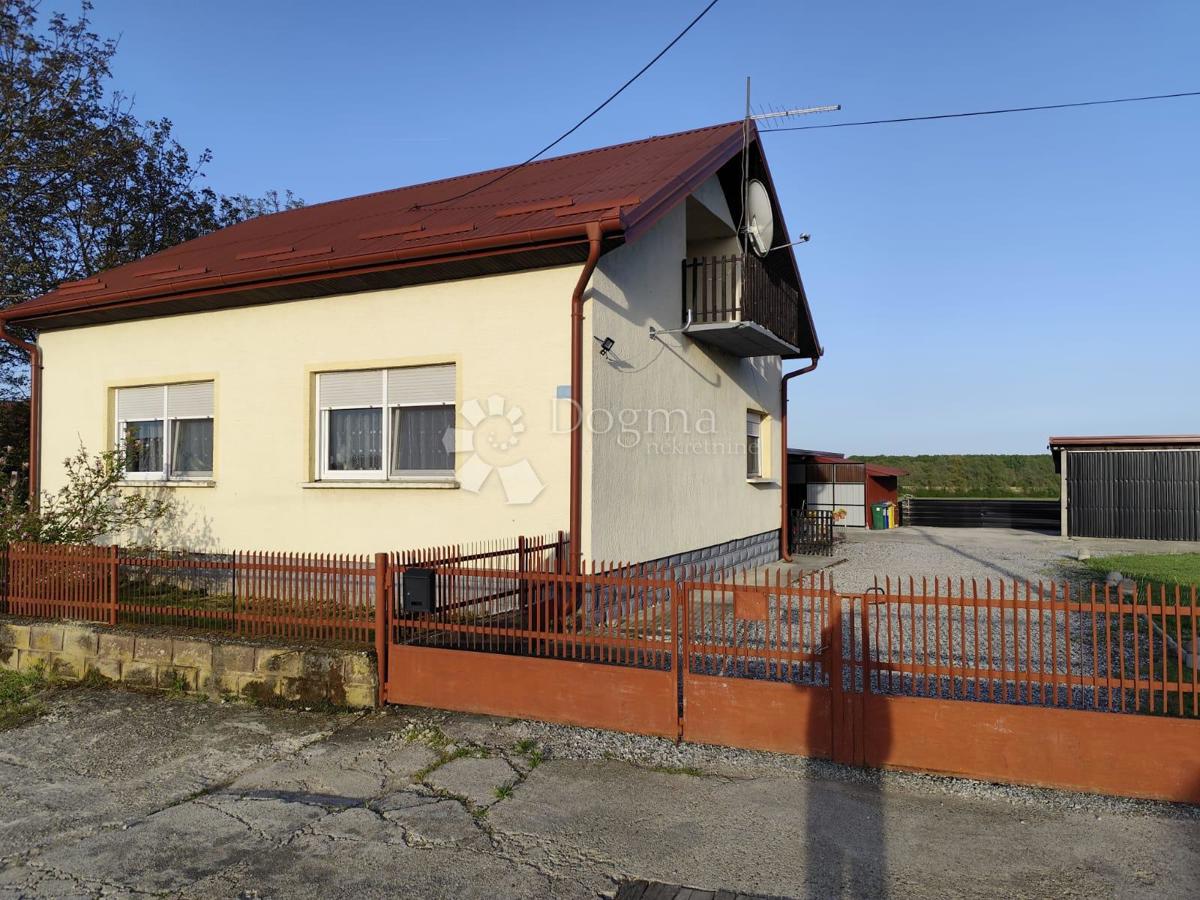Casa Majur, Farkaševac, 364m2