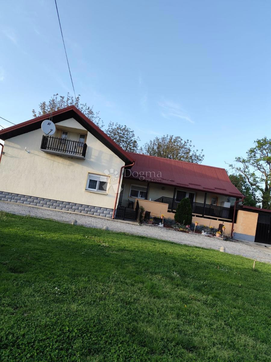 Casa Majur, Farkaševac, 364m2