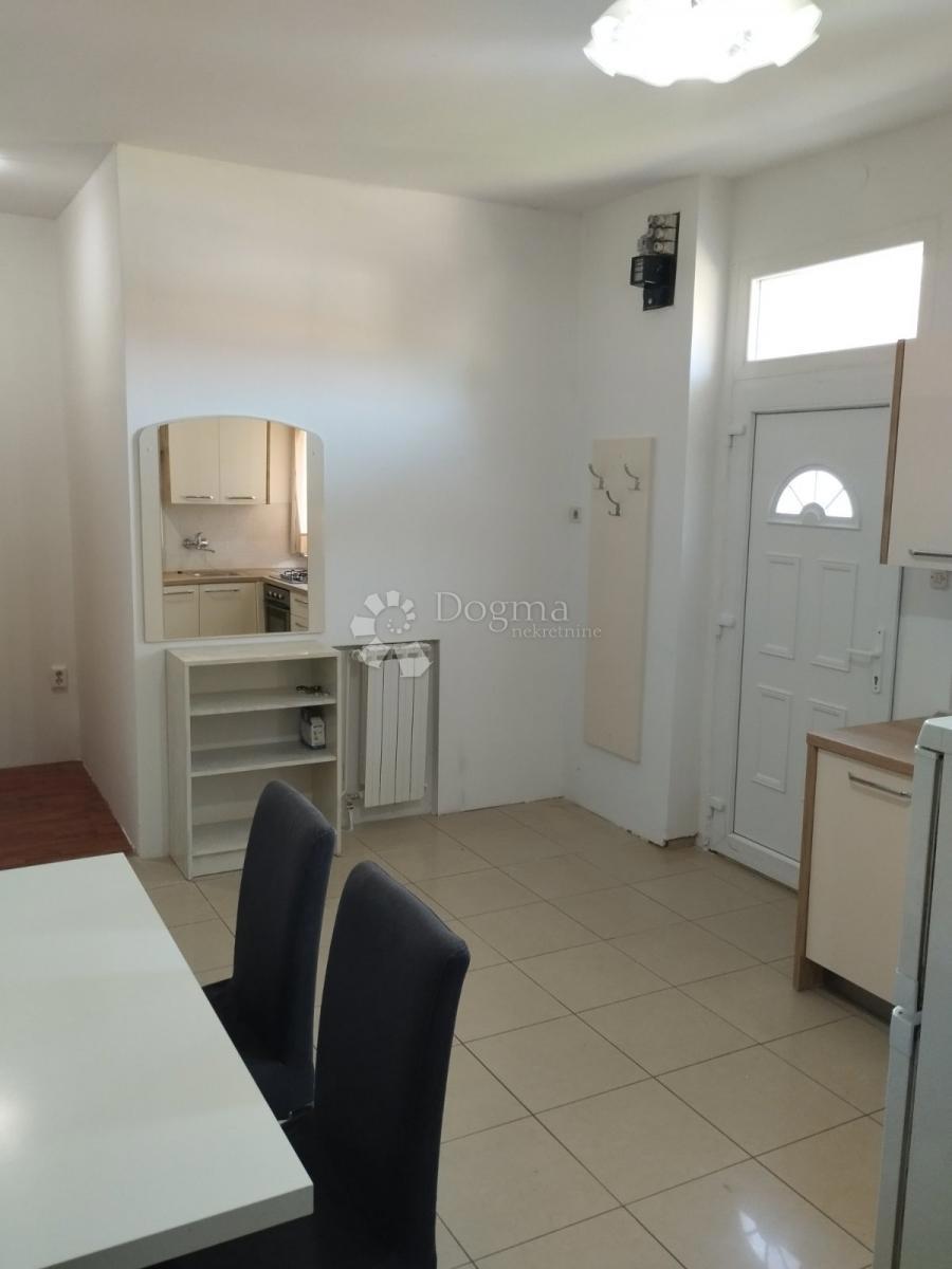 Casa Centar, Bjelovar, 68m2