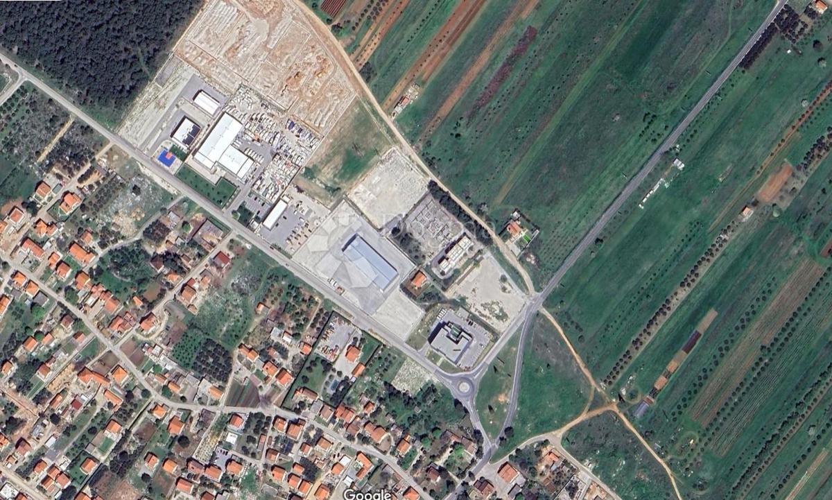 Zona commerciale di Biograd – ampia area con potenziale