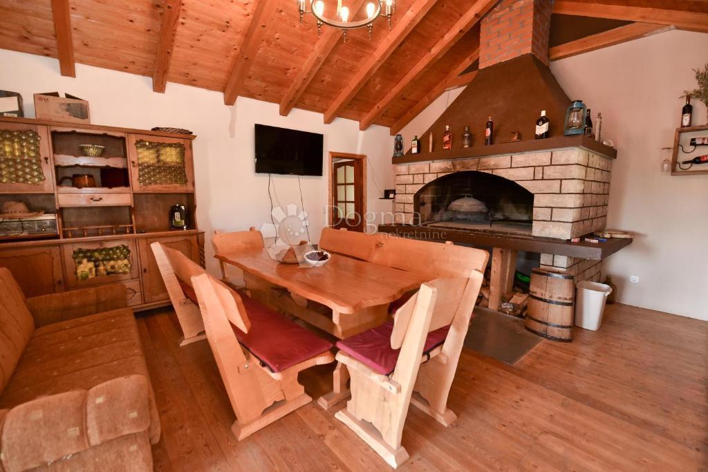 Casa Debeljak, Sukošan, 150m2