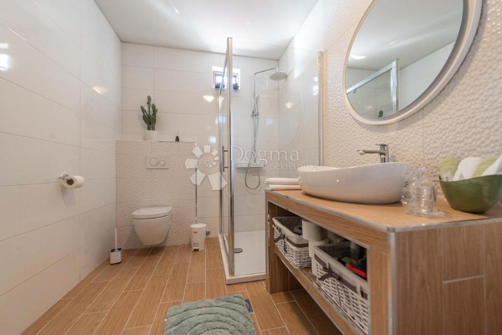 Casa Debeljak, Sukošan, 150m2