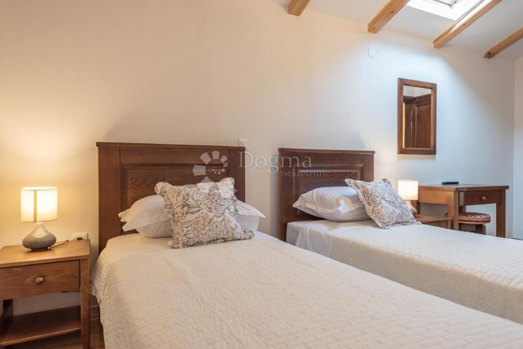 Casa Debeljak, Sukošan, 150m2