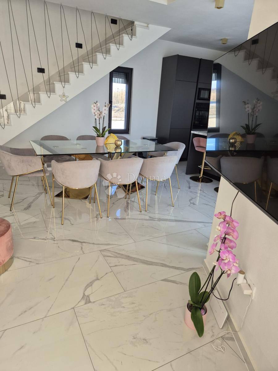 Casa Privlaka, 150m2