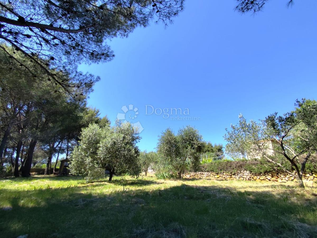 Terreno agricolo Pomer, Medulin, 1.480m2