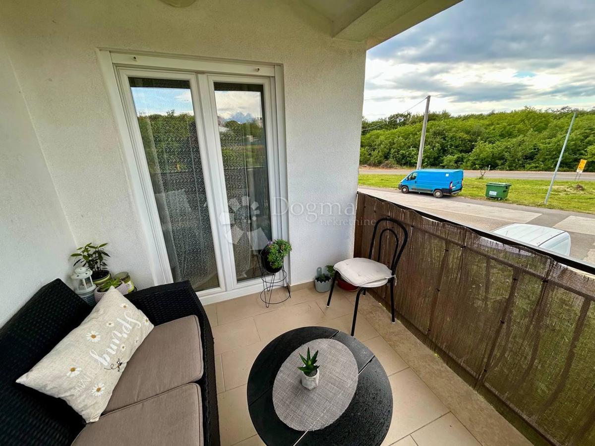 Allogio Novigrad, 64,80m2