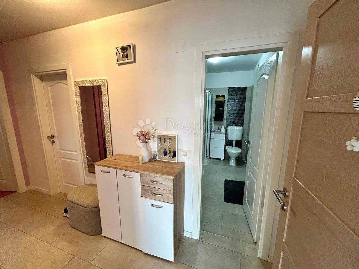 Allogio Novigrad, 64,80m2