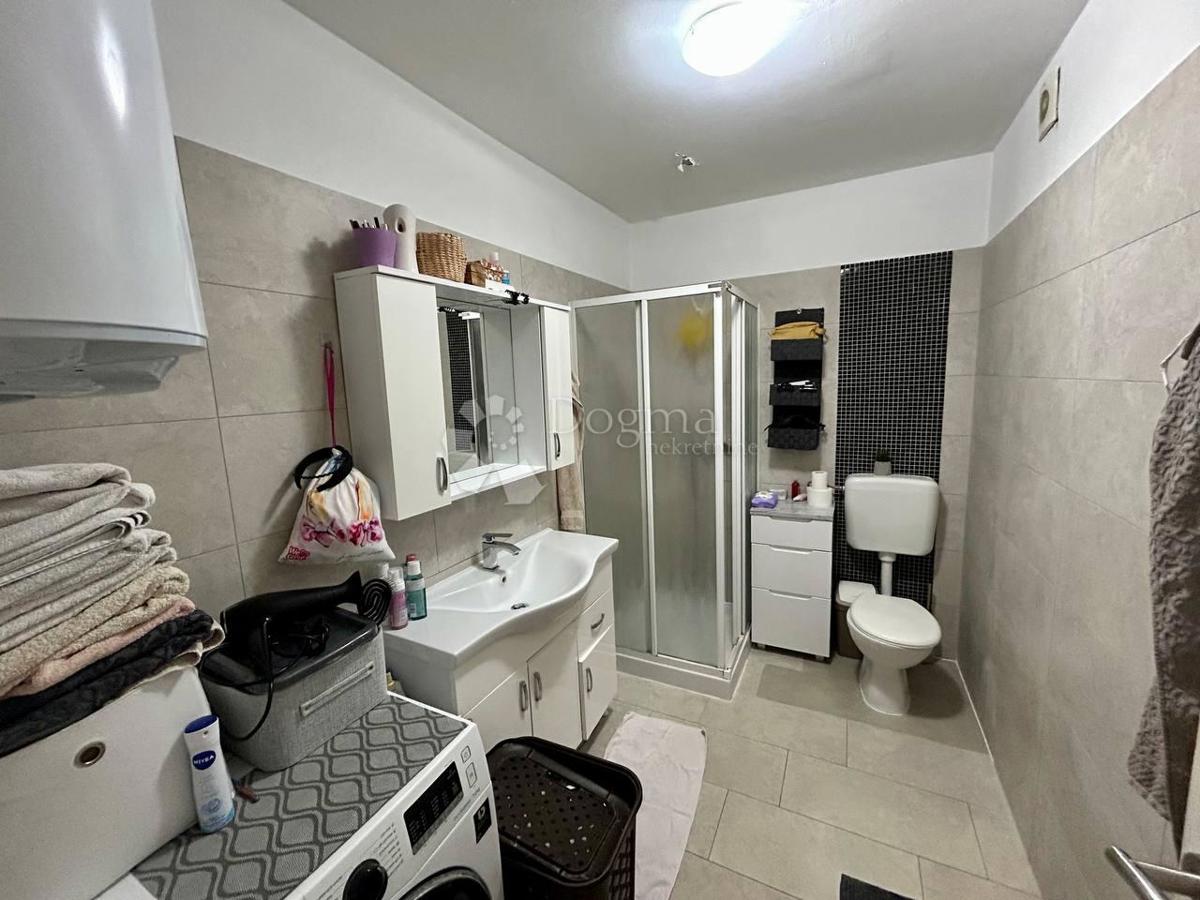 Allogio Novigrad, 64,80m2