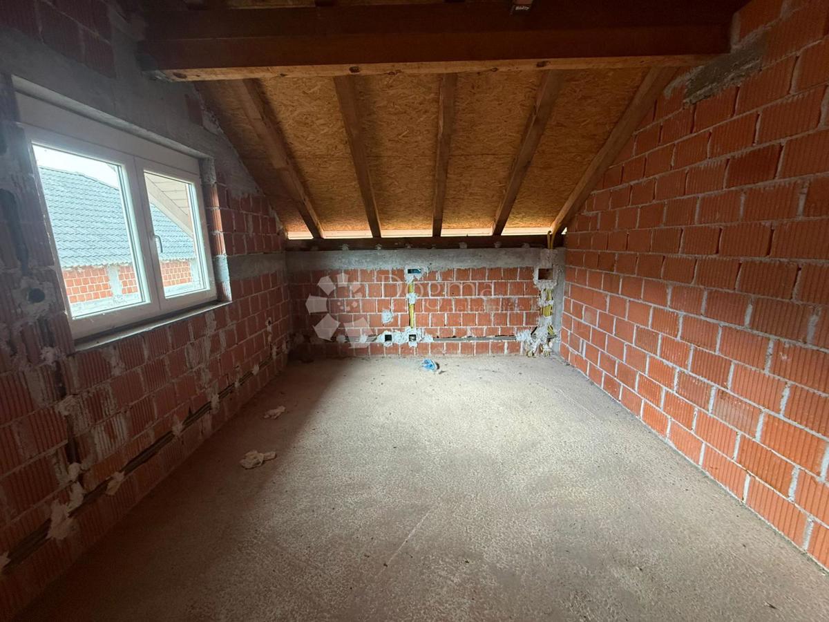 Casa Starigrad, Koprivnica - Okolica, 239m2