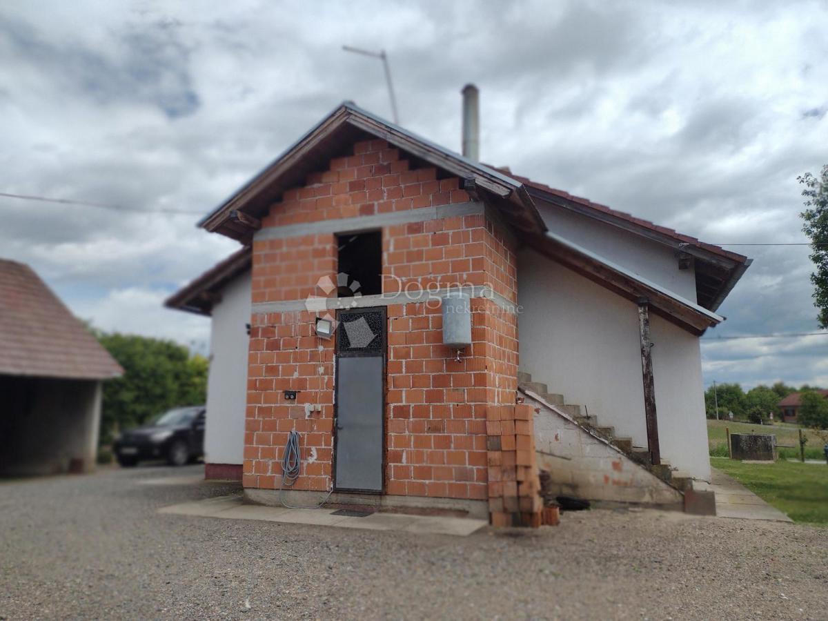 Casa Šatornja, Glina, 130m2