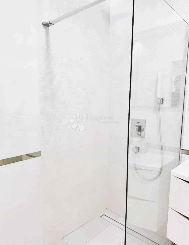 Allogio Baldekin, Šibenik, 62m2