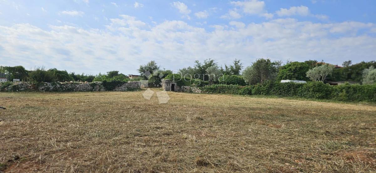 Terreno edificabile Vodnjan, 1.061m2