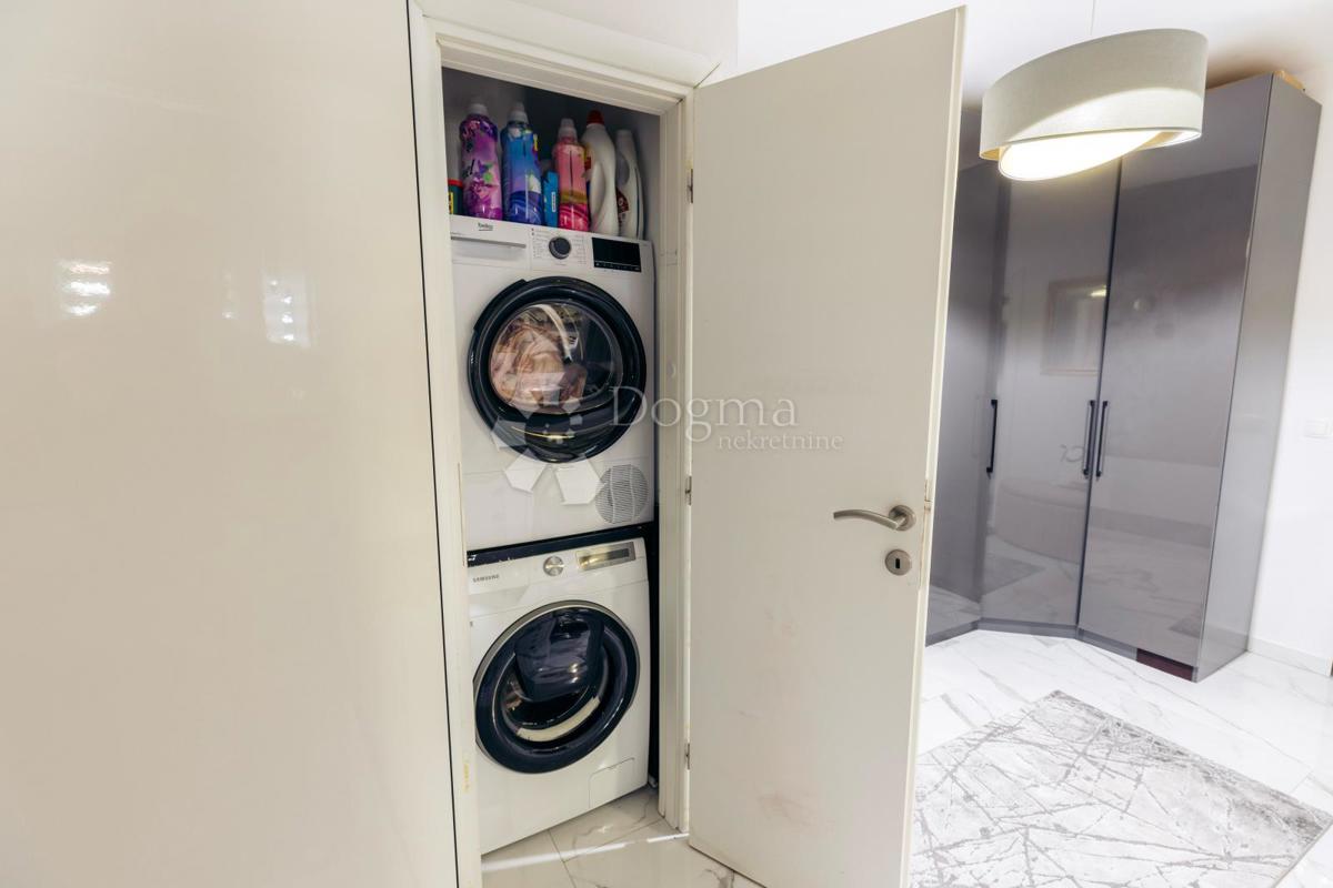 Allogio Turanj, Sveti Filip I Jakov, 69,35m2