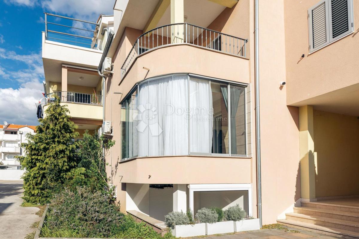 Allogio Turanj, Sveti Filip I Jakov, 69,35m2