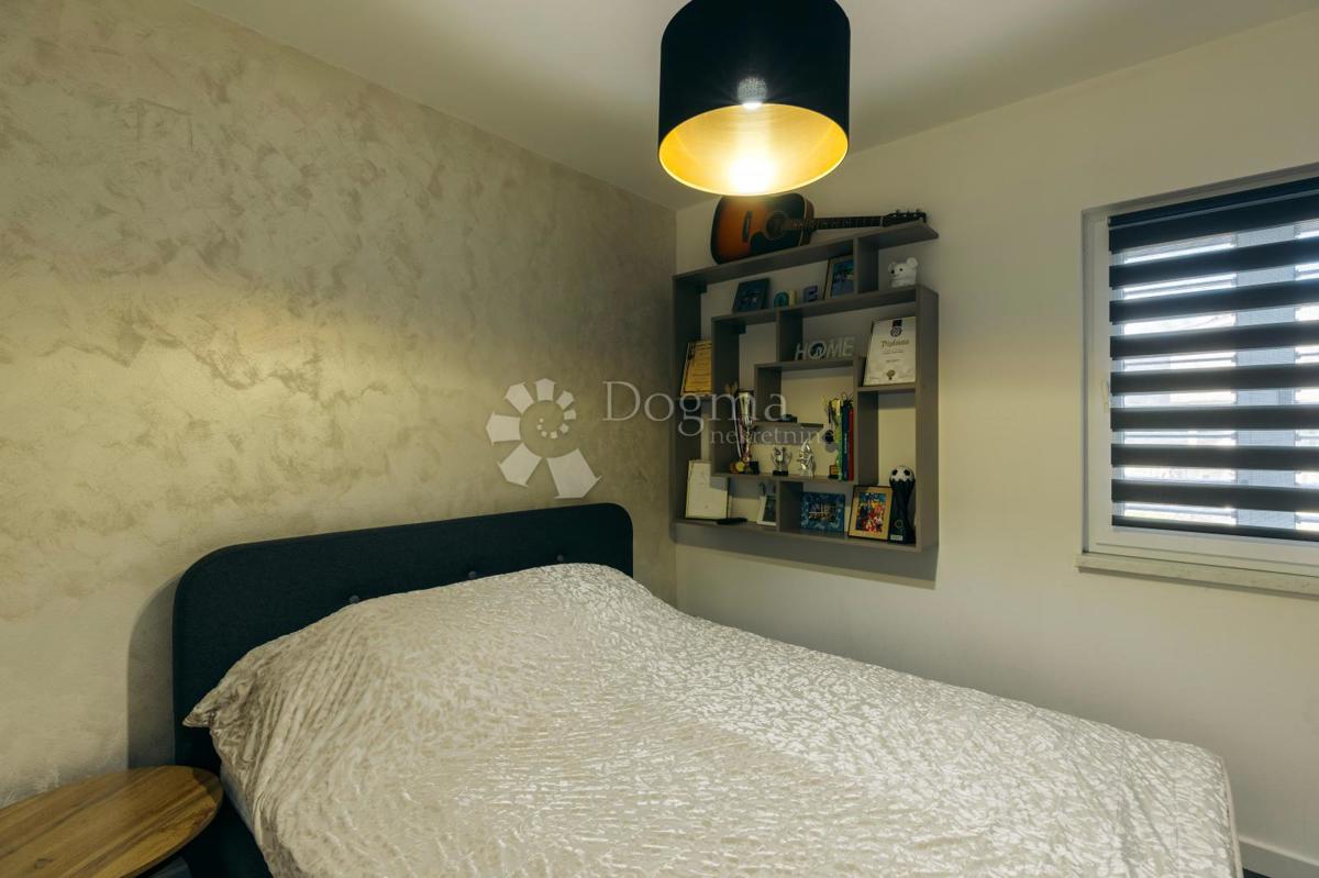 Allogio Turanj, Sveti Filip I Jakov, 69,35m2