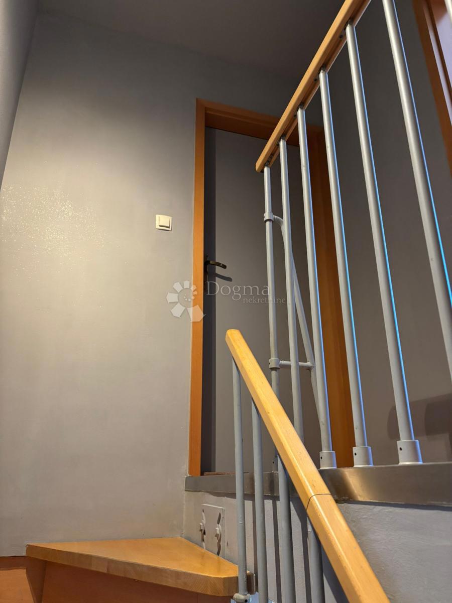 Allogio Srdoči, Rijeka, 85,59m2