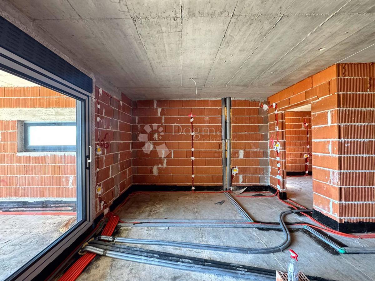 Allogio Ližnjan, 1m2