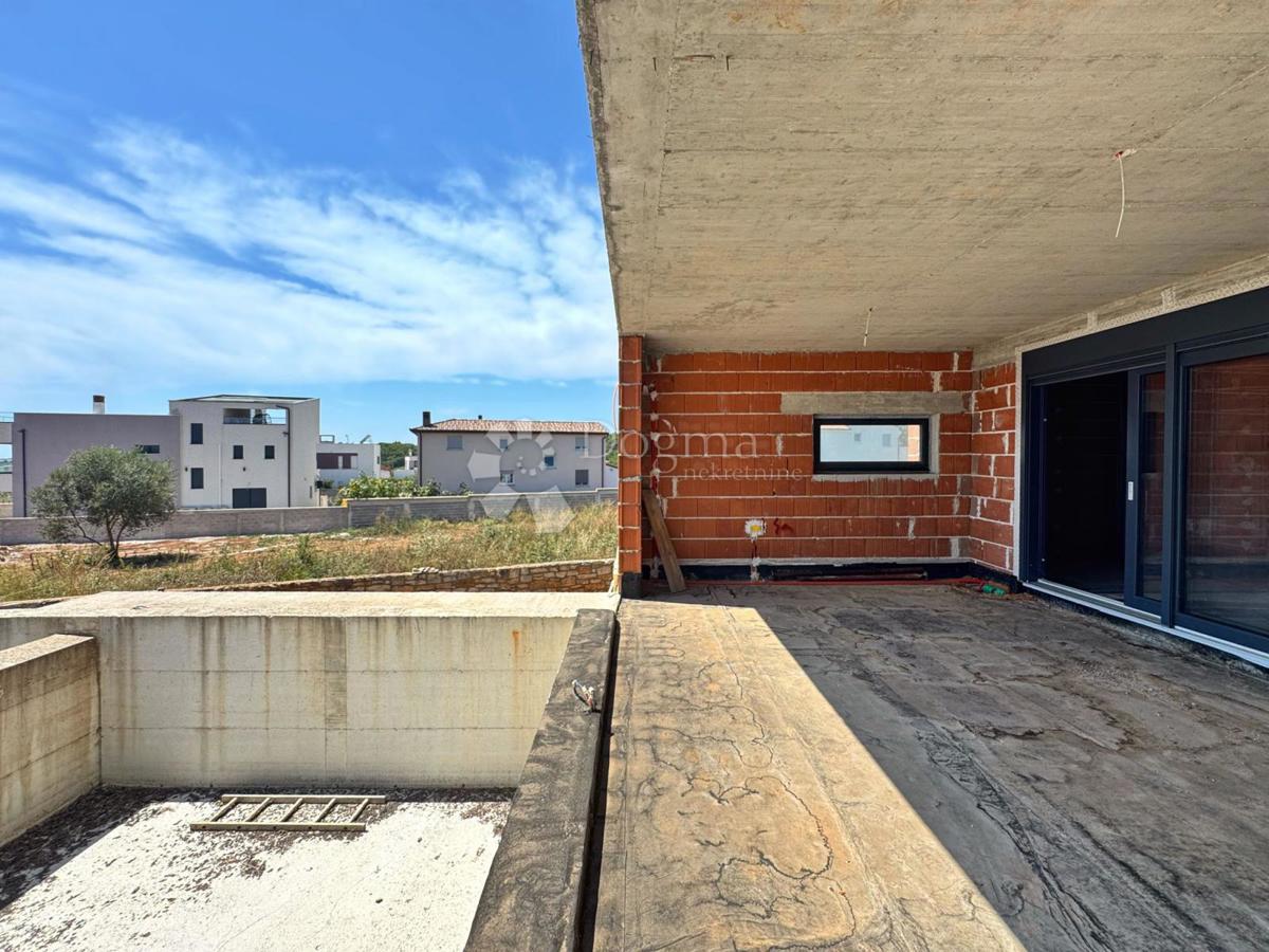 Allogio Ližnjan, 1m2