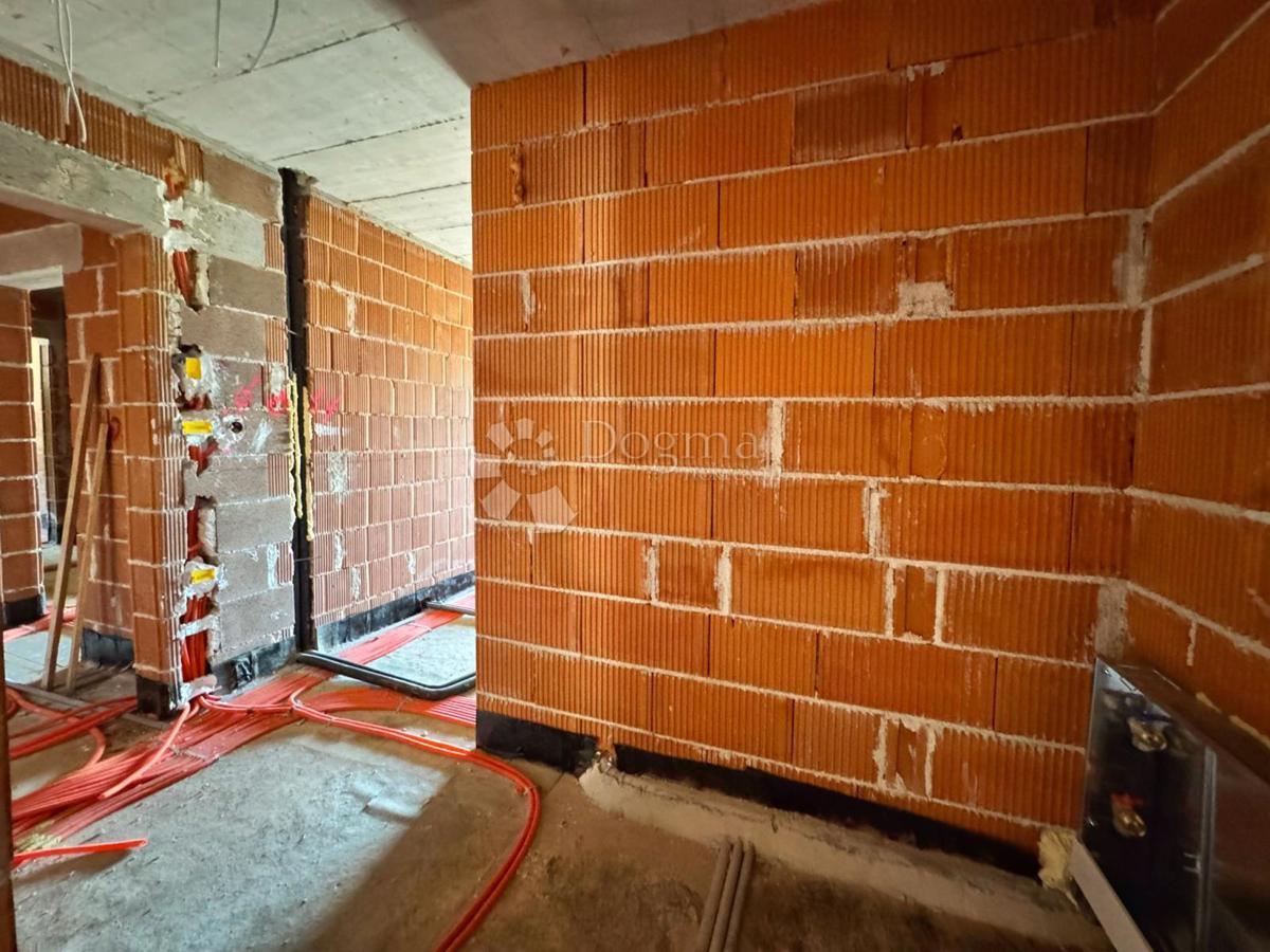 Allogio Ližnjan, 1m2