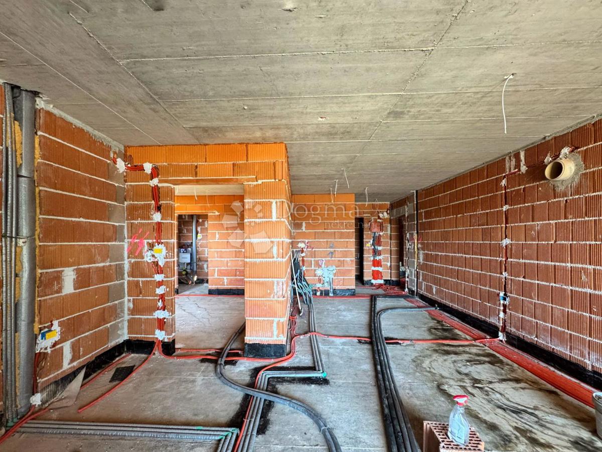 Allogio Ližnjan, 1m2