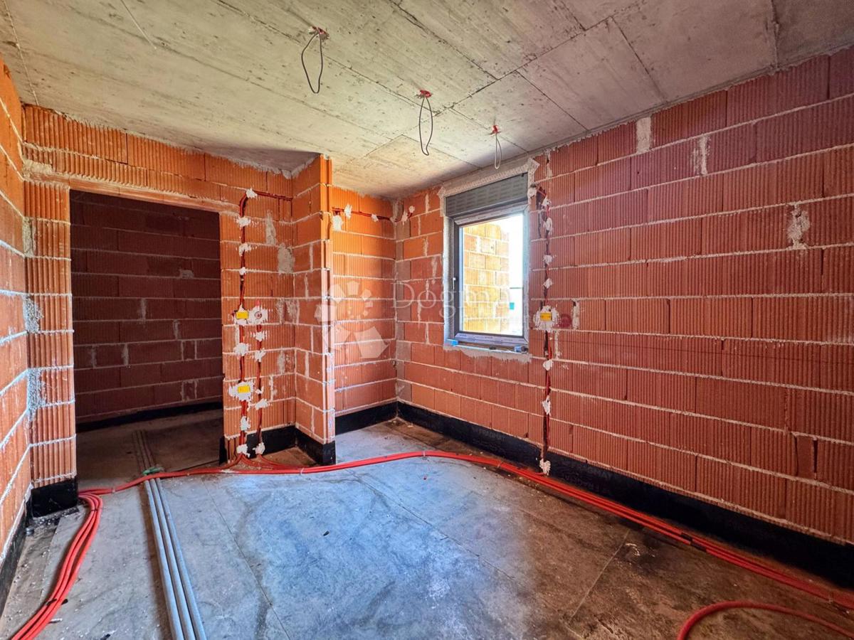 Allogio Ližnjan, 1m2