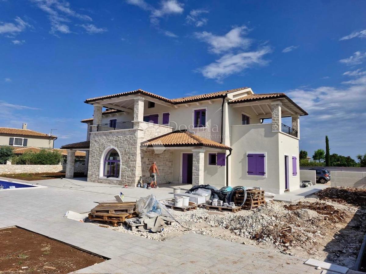 Casa Maružini, Kanfanar, 215m2