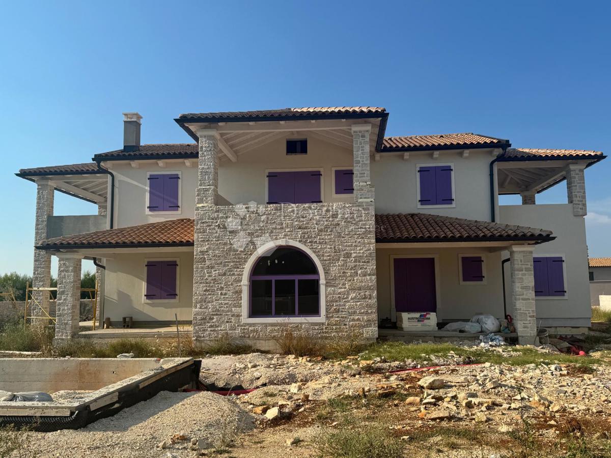 Casa Maružini, Kanfanar, 215m2