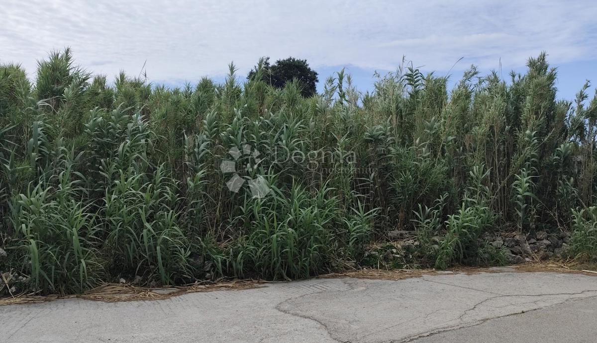 Terreno edificabile Pašman, 604m2