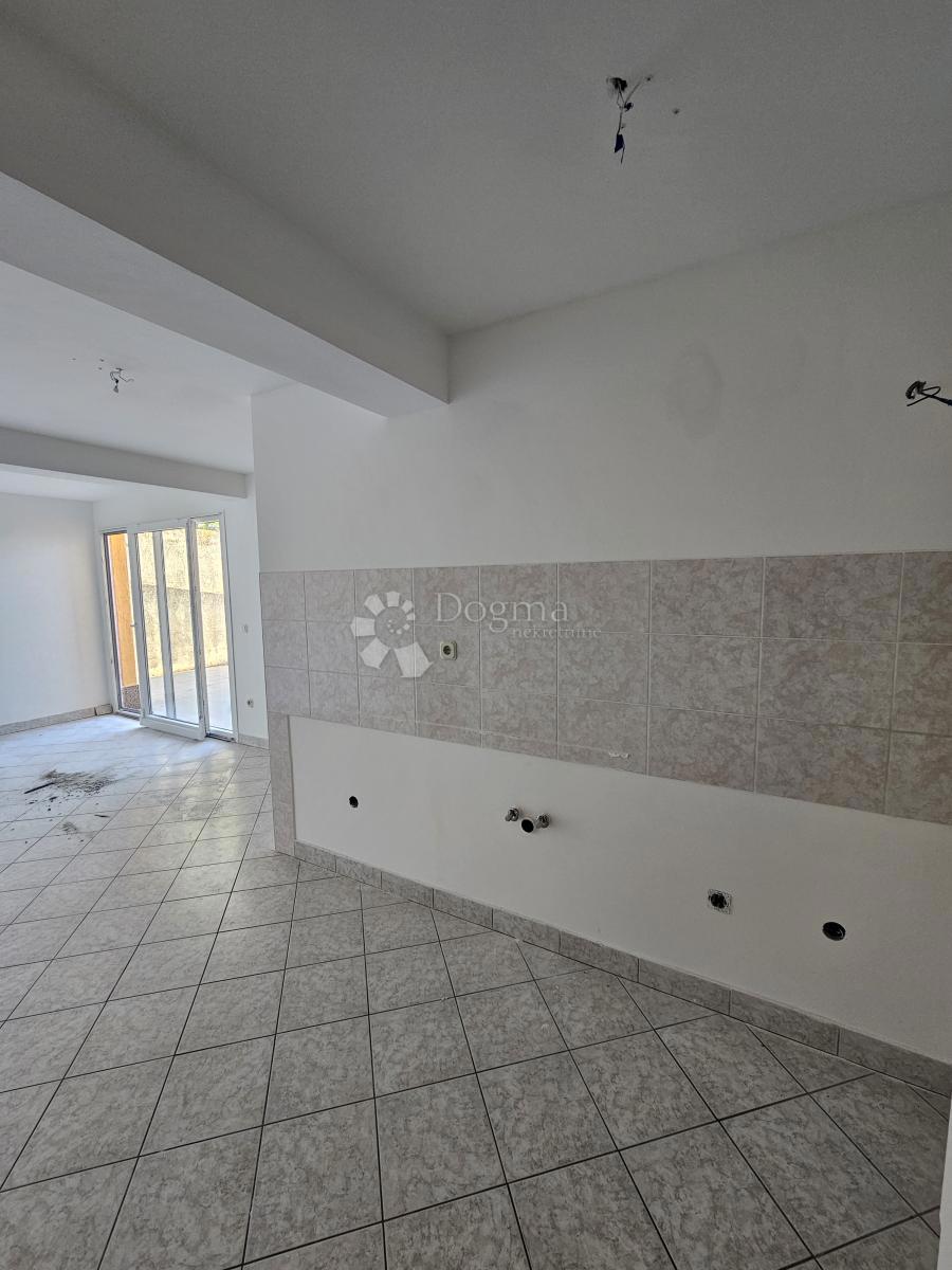 Appartamento Njivice, Omišalj, 78m2