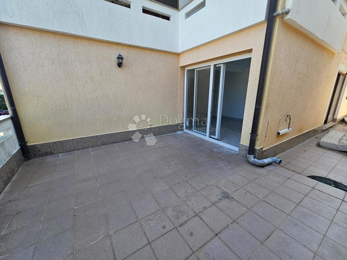 Appartamento Njivice, Omišalj, 78m2