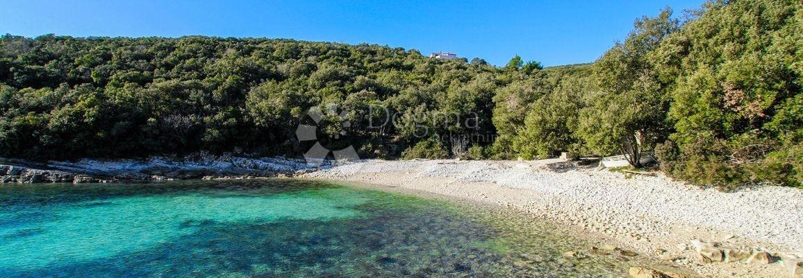 Terreno edificabile Kavran, Marčana, 1.409m2