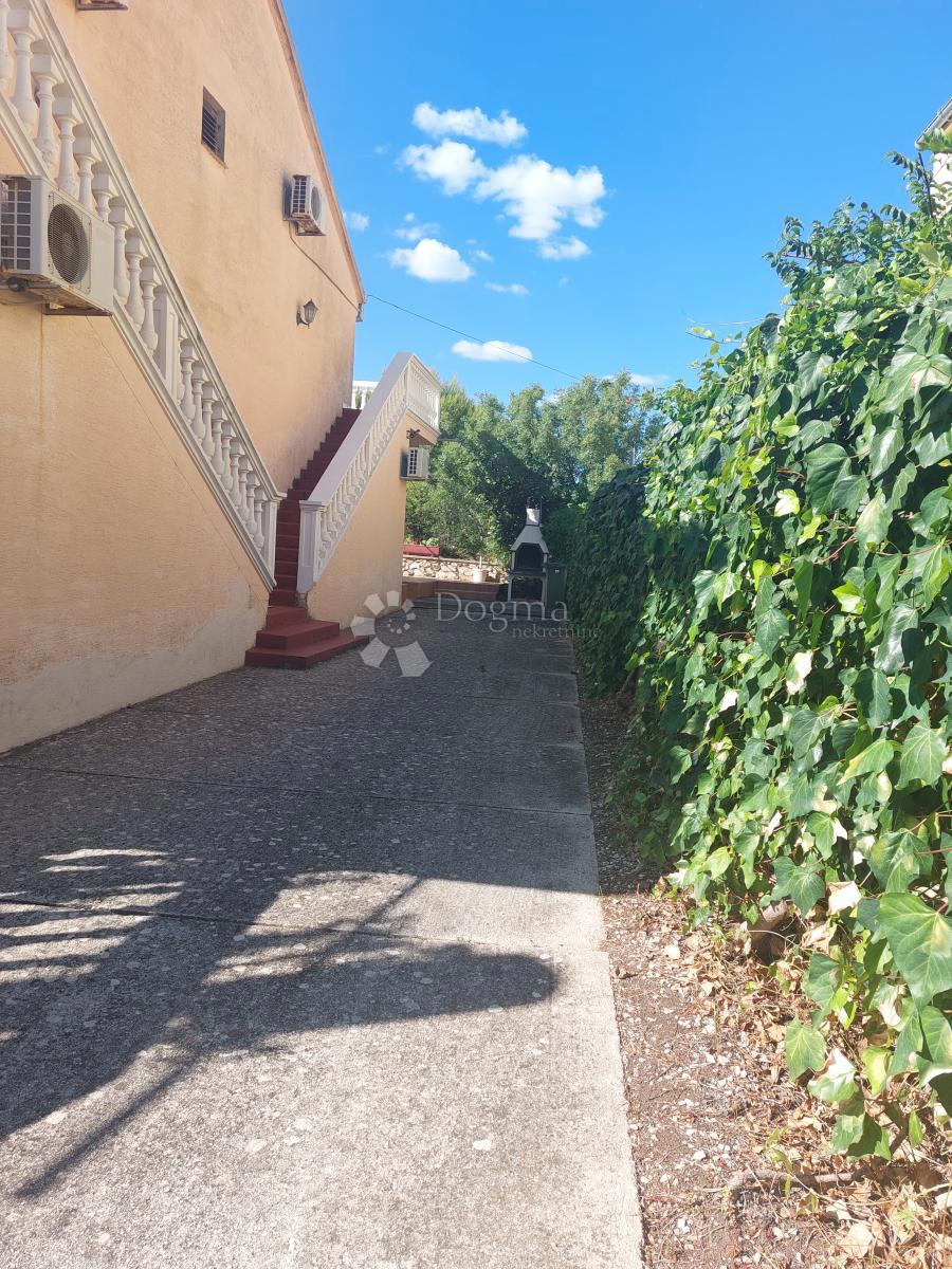 Casa Jezera, Tisno, 200m2