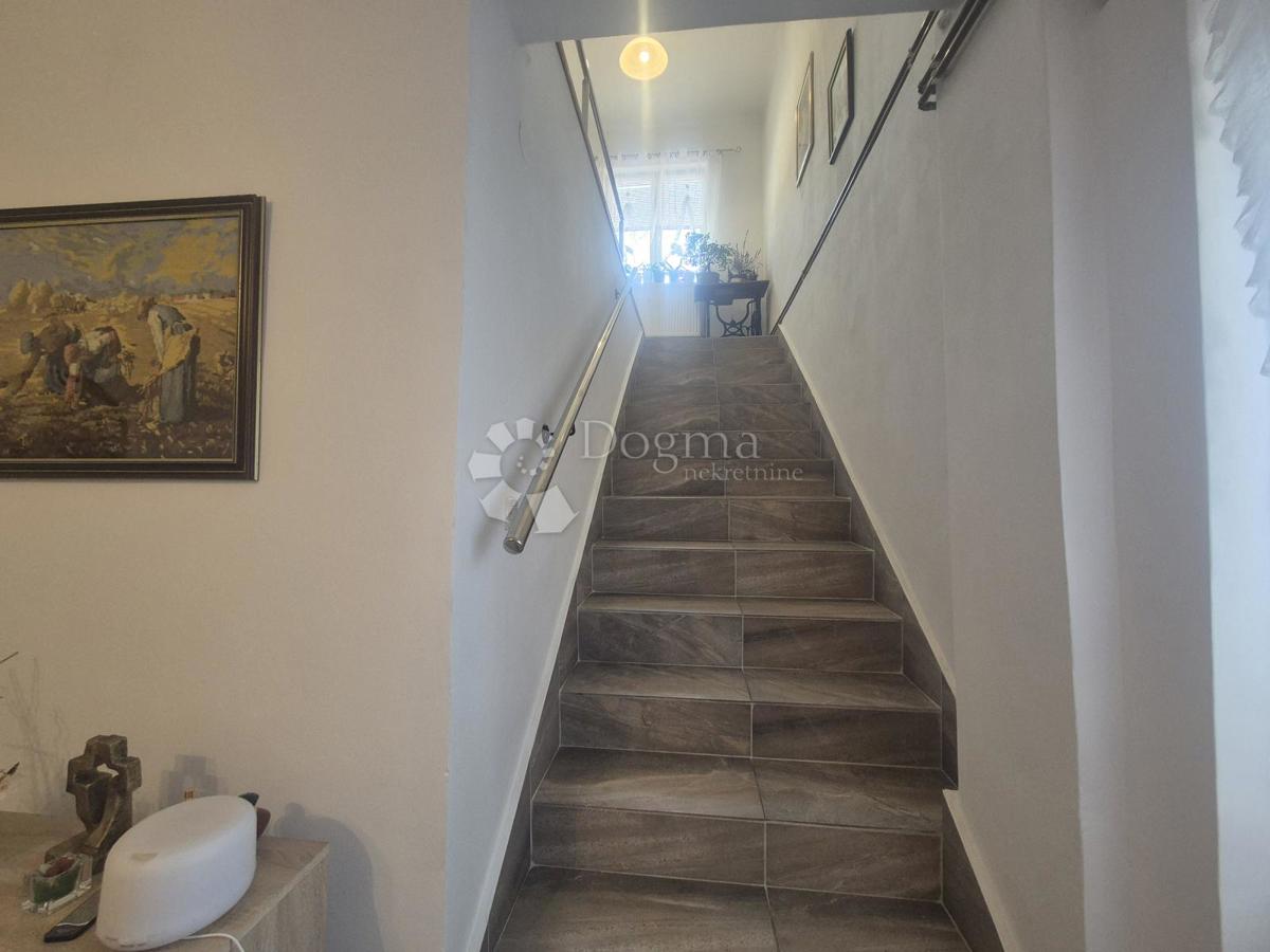 Casa Jakuševec Zabočki, Zabok, 204m2