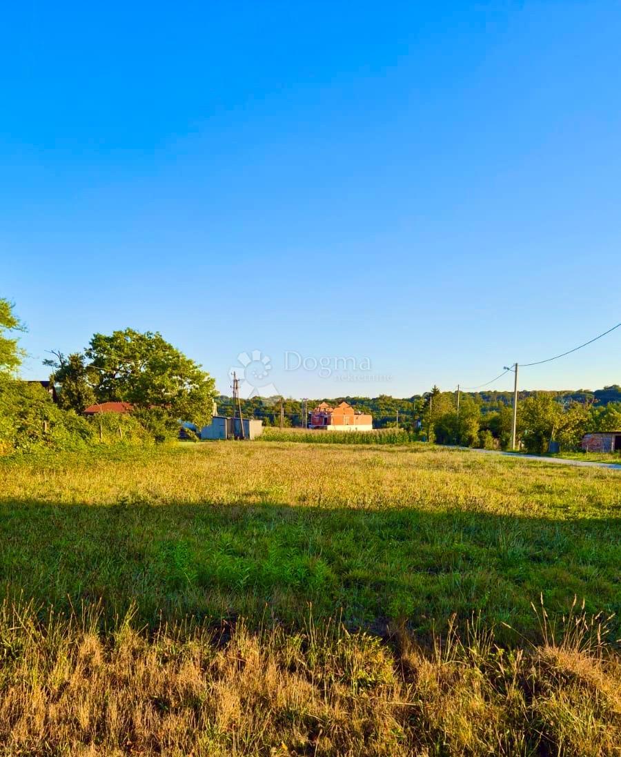 Terreno edificabile Kupinečki Kraljevec, Brezovica, 2.279m2