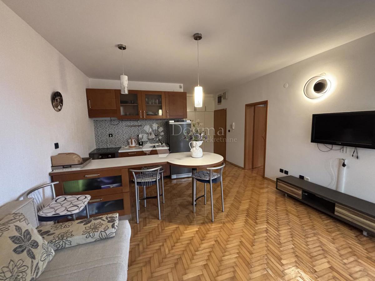 Allogio Opatija - Centar, Opatija, 53,90m2
