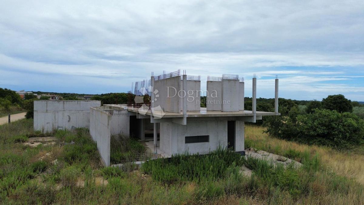 Albergo Vodnjan, 1.050m2