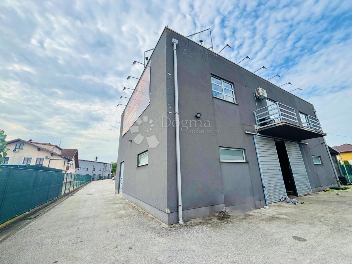 Locale commerciale Sopnica, Sesvete, 700m2