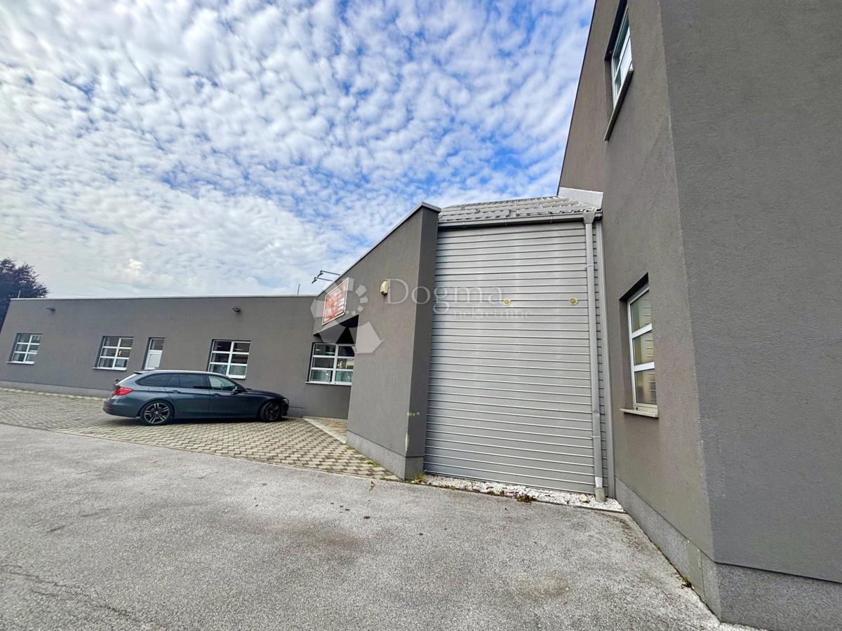 Locale commerciale Sopnica, Sesvete, 700m2